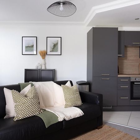 London Mews, Modern Apartment - Sleeps 4 York Extérieur photo