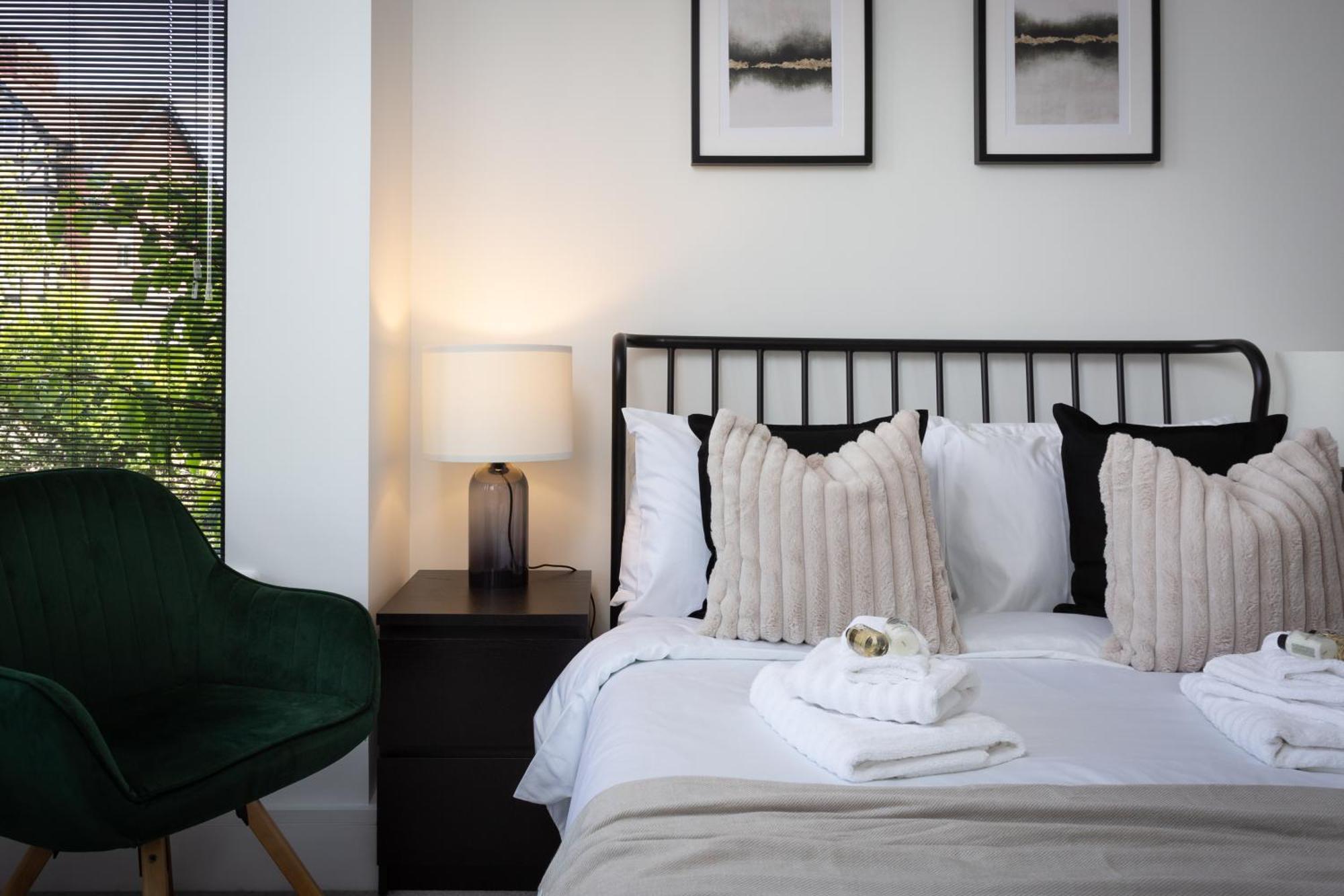 London Mews, Modern Apartment - Sleeps 4 York Extérieur photo