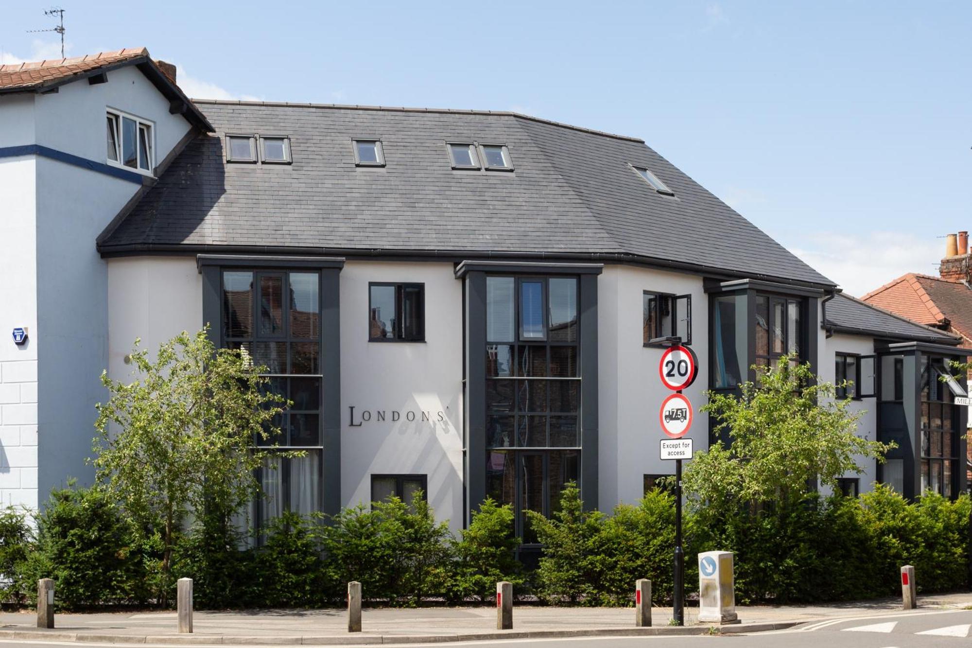 London Mews, Modern Apartment - Sleeps 4 York Extérieur photo